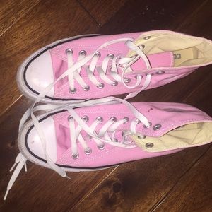 pink converse